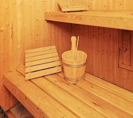 Prázdninový dům Four-bedroom Holiday In Tranekaer 3 *