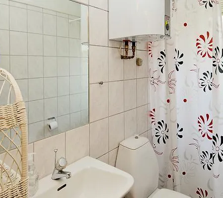 Four-bedroom Holiday In Tranekaer 3 *