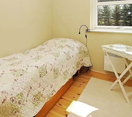 Prázdninový dům Four-bedroom Holiday In Tranekaer 3 Skattebølle